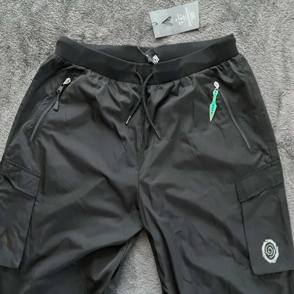 NWT Wraith Voidwalker Black Joggers (Apex Legends) Unisex Size: X2 XXL